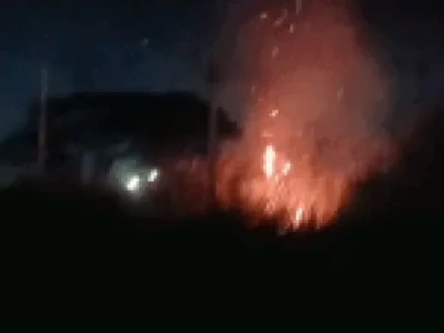 Incêndio em terreno baldio encobre bairro de fumaça em Campo Grande