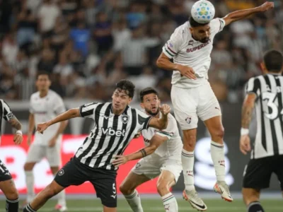 Fluminense empata com Botafogo; Coritiba vence e afunda a Chapecoense