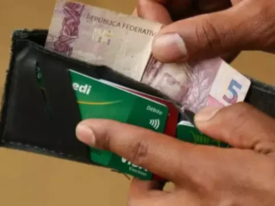 Brasileiros têm R$ 5,1 bi esquecidos em bancos; saque pode ser feito