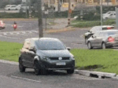 Motorista estaciona no canteiro da Av. Mato Grosso e viraliza